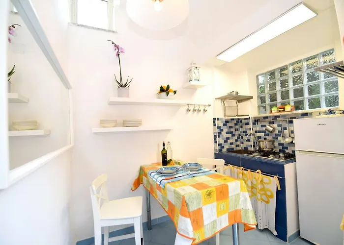 Le Querce Casa de Férias Procida