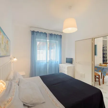 Le Querce بروسيدا