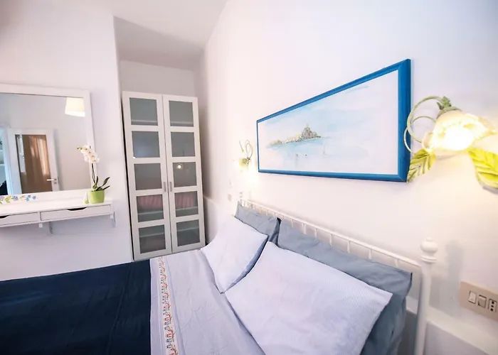 別荘 レ クエルチェ *